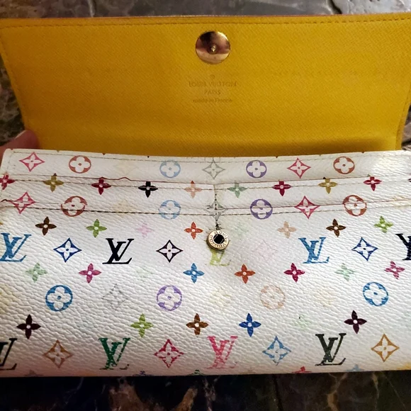 Louis Vuitton White Multicolor Murakami Continental Long Wallet Yellow Interior - Picture 6 of 16